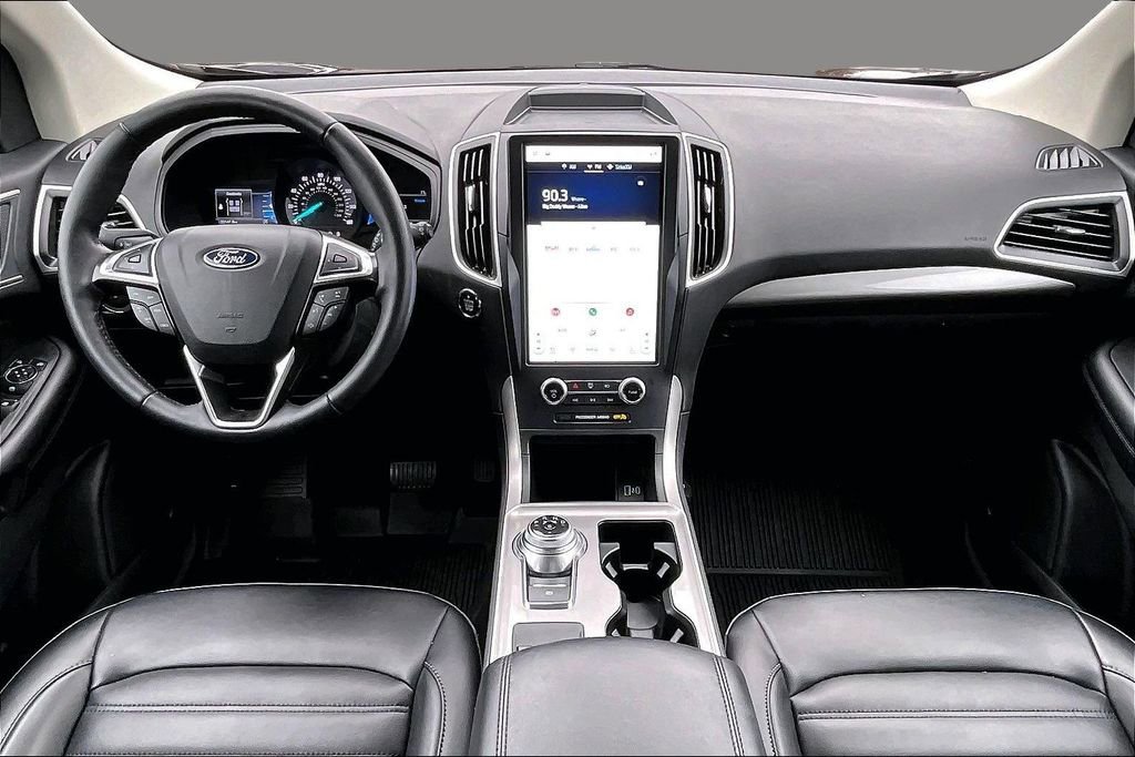 Used 2024 Ford Edge SEL w/ Convenience Package image 9