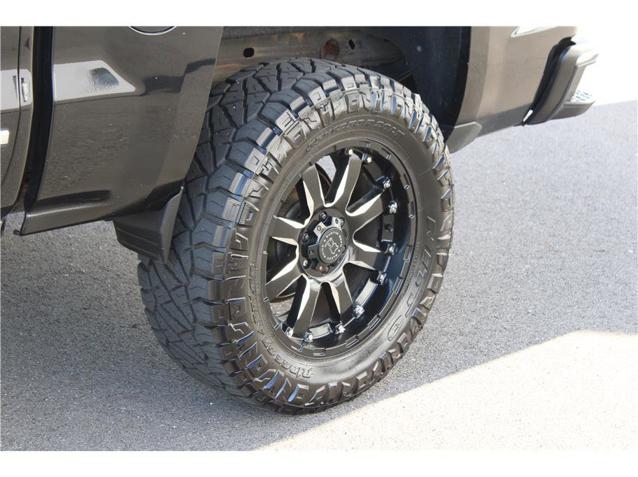 Used 2015 Chevrolet Silverado 1500 LTZ image 6