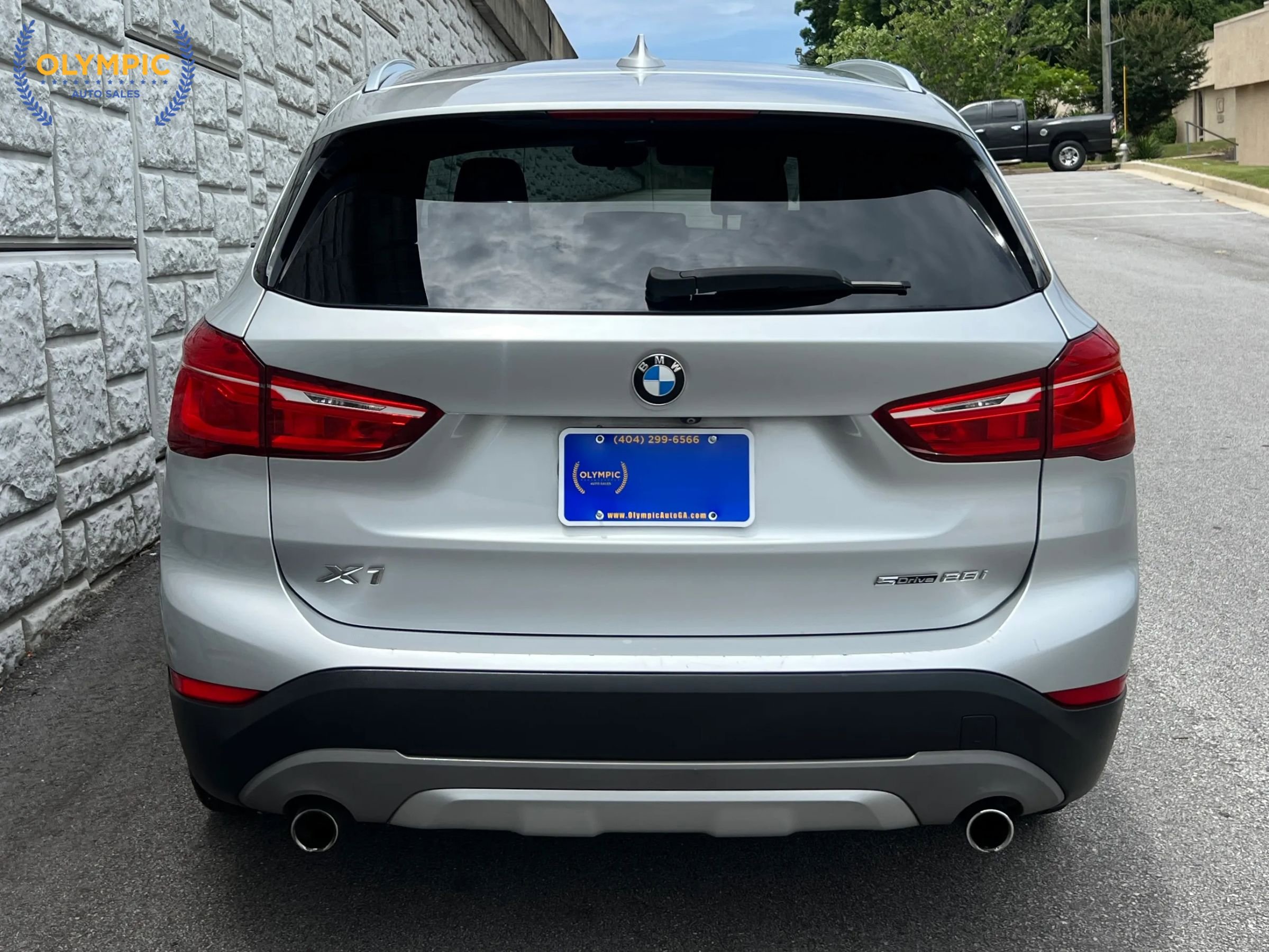 Used 2018 BMW X1 sDrive28i w/ Convenience Package FWD image 5