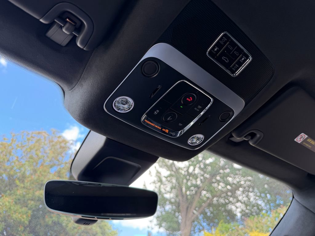 New 2025 Bentley Flying Spur Plug-In Hybrid image 34