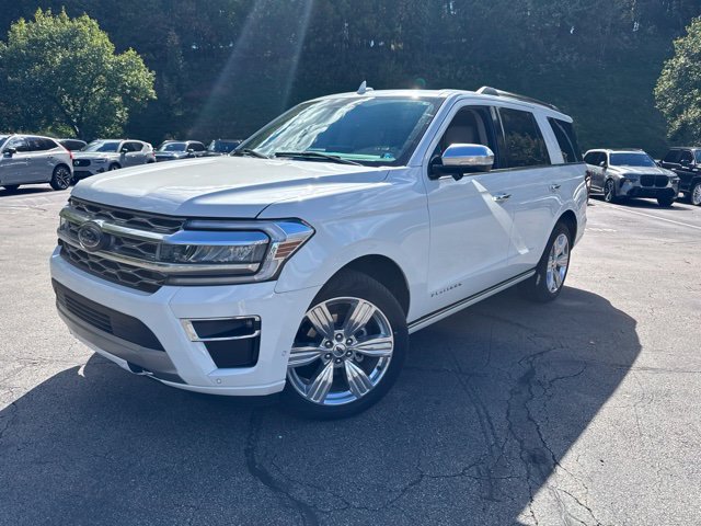Used 2024 Ford Expedition Platinum AWD/4WD image 1