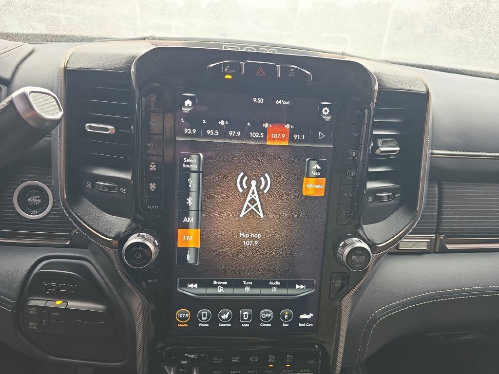 Used 2020 RAM 3500 Limited AWD/4WD image 37