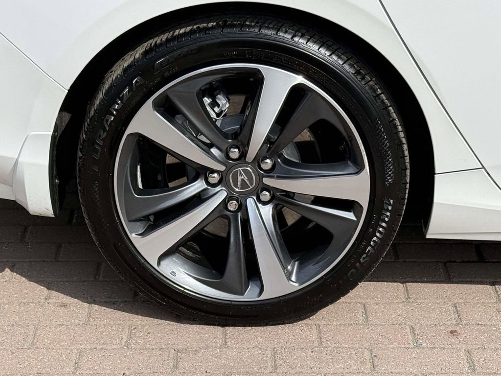 Used 2025 Acura TLX w/ Technology Package image 6