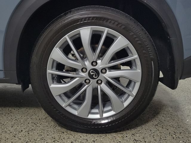 Certified 2024 INFINITI QX50 Luxe FWD image 9