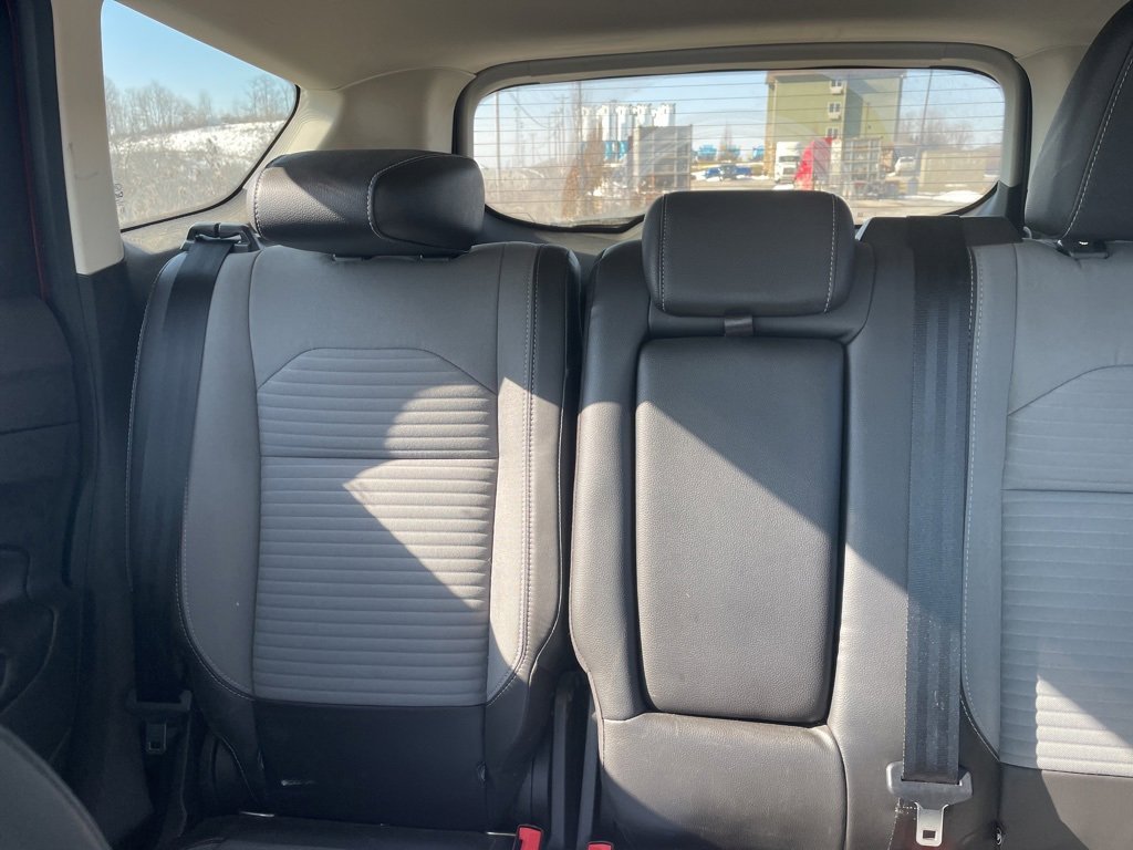 Used 2018 Ford Escape SE w/ SE Sport Appearance Package image 13