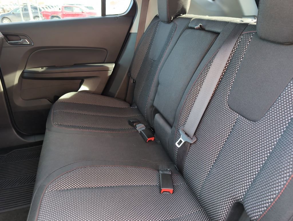 Used 2017 Chevrolet Equinox LT w/ Convenience Package image 10