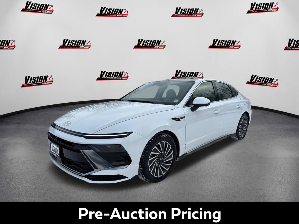 Used 2025 Hyundai Sonata Limited