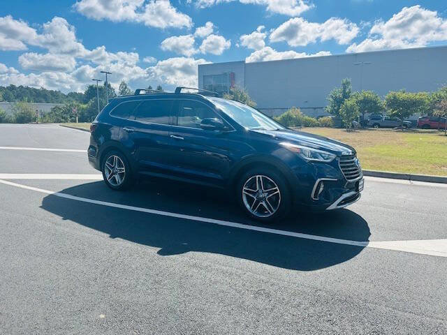 Used 2017 Hyundai Santa Fe FWD image 5