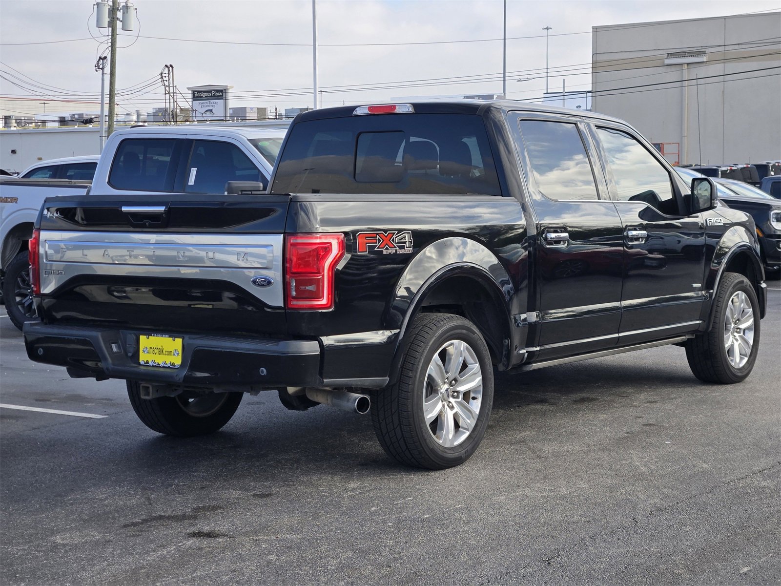 Used 2016 Ford F150 Platinum w/ Equipment Group 701A Luxury image 5