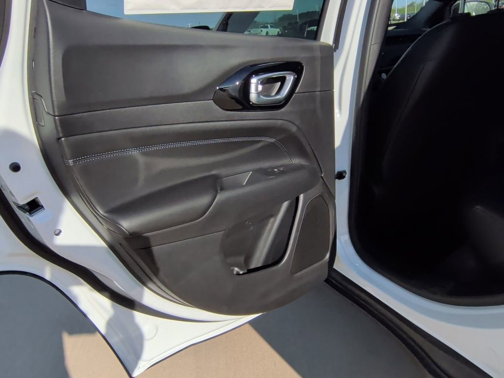 New 2026 Jeep Compass Altitude image 35