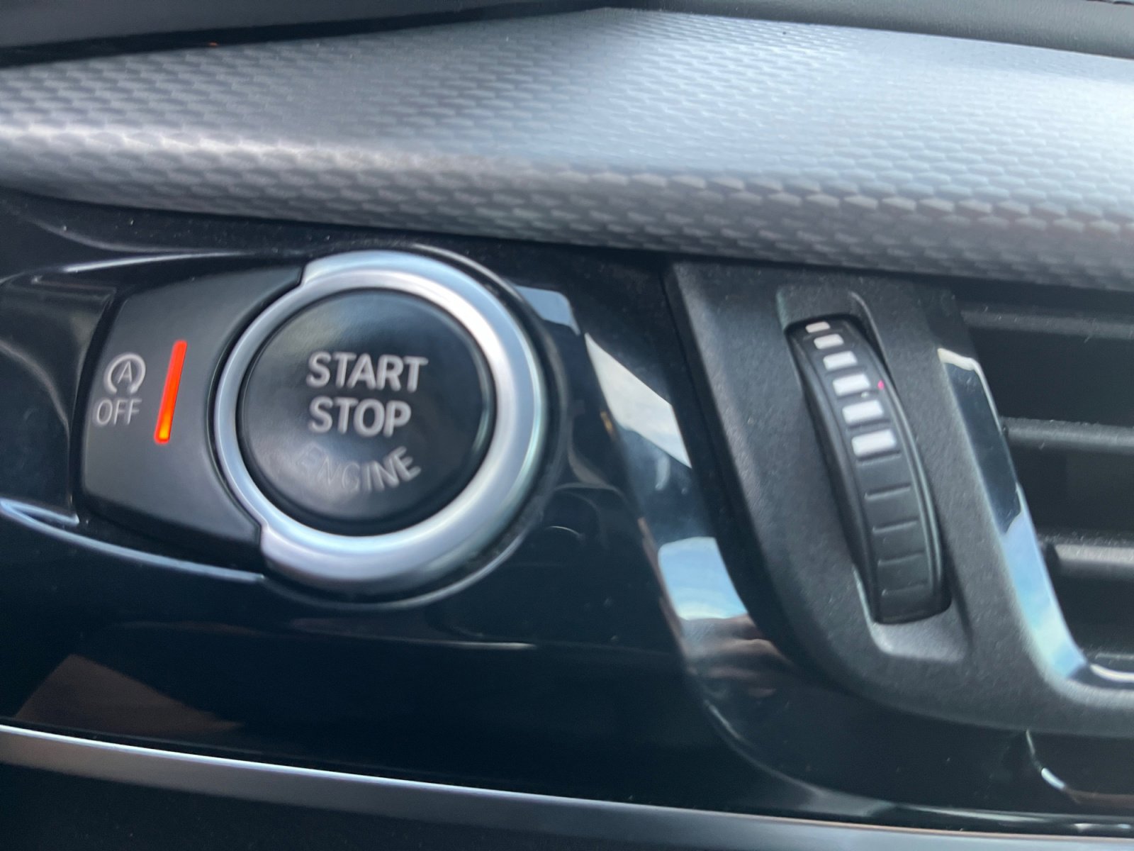 Used 2018 BMW X5 xDrive50i image 29