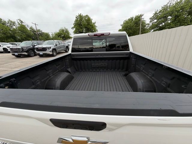 Used 2023 Chevrolet Silverado 1500 High Country w/ High Country Premium Package AWD/4WD image 8