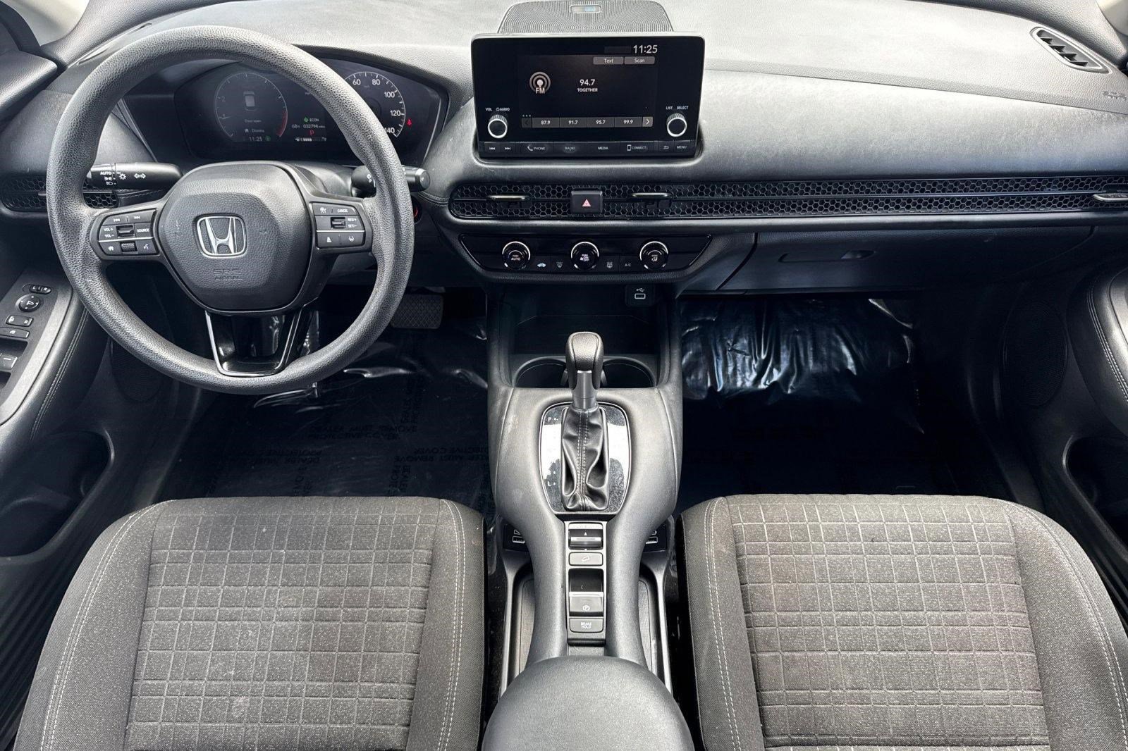 Used 2023 Honda HR-V LX image 26