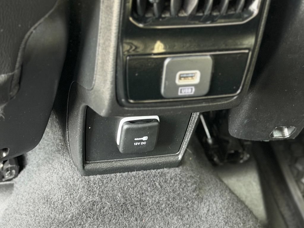 Used 2024 Jeep Compass Trailhawk AWD/4WD image 7