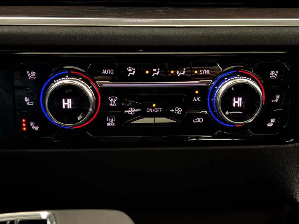 New 2026 GMC Sierra 1500 SLT w/ SLT Premium Package image 27