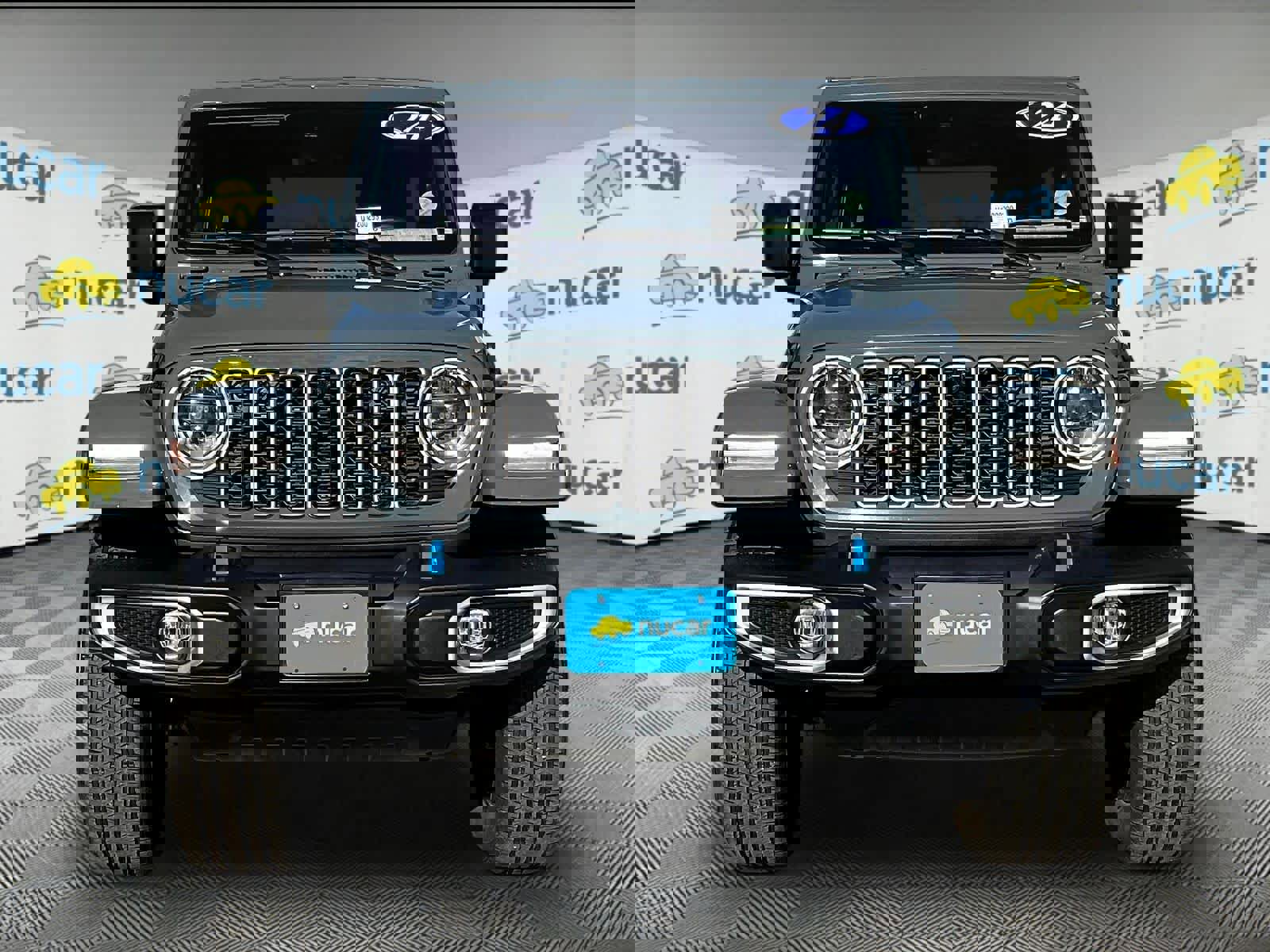 Used 2024 Jeep Wrangler Sahara w/ Technology Group image 2