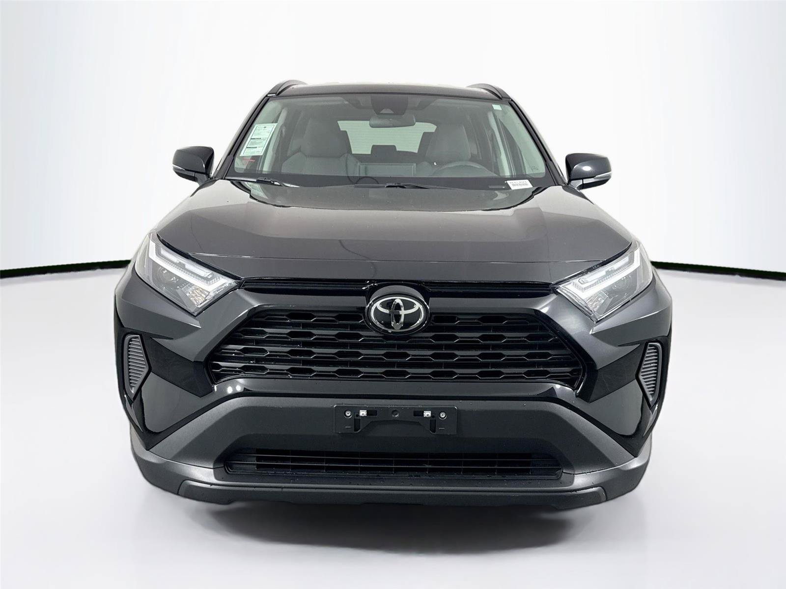 Certified 2025 Toyota RAV4 XLE AWD/4WD image 8