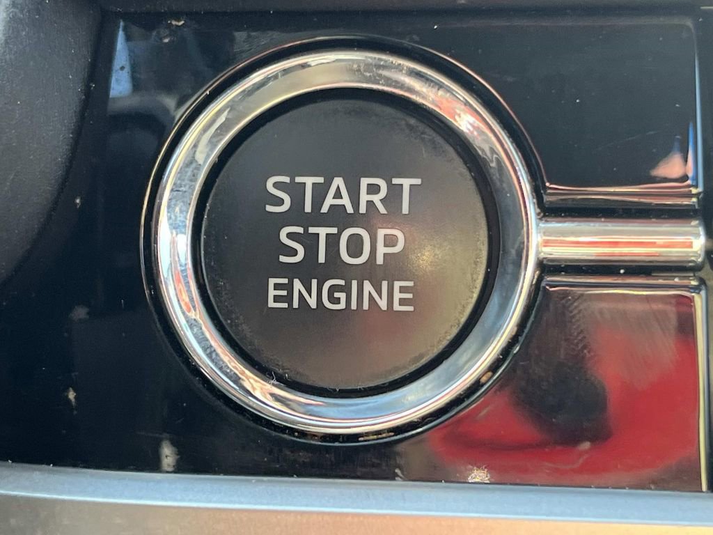 Used 2023 Mitsubishi Outlander ES image 28