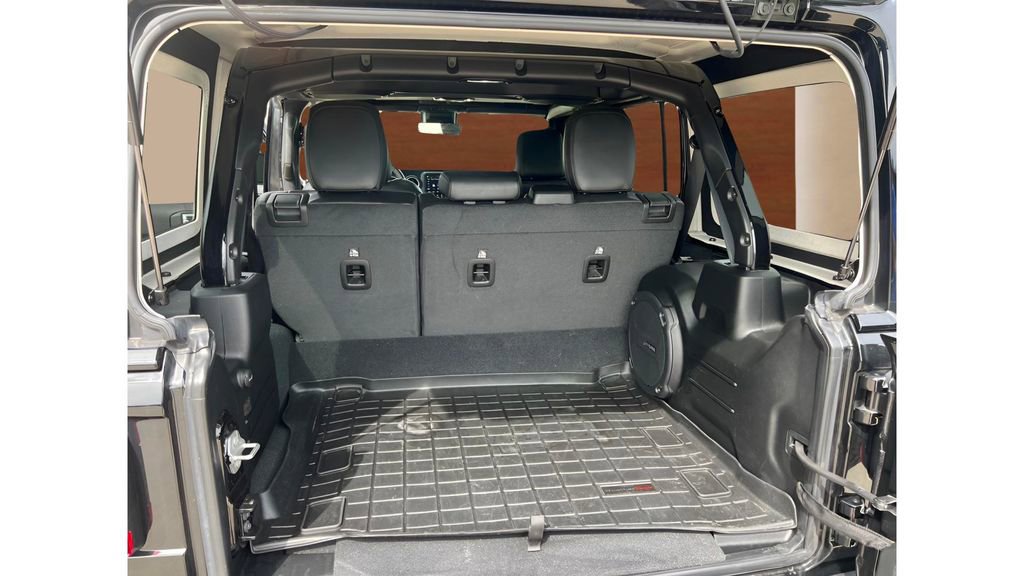 Used 2022 Jeep Wrangler Unlimited Rubicon 4xe w/ Steel Bumper Group image 49