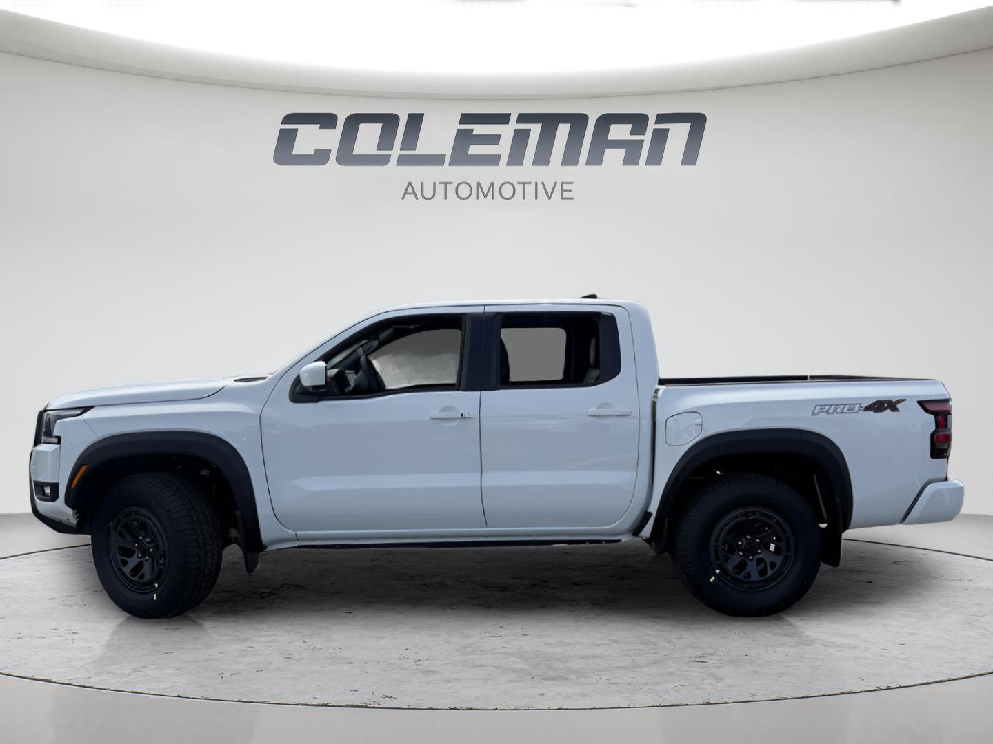 New 2026 Nissan Frontier PRO-4X w/ Tow Package AWD/4WD image 2