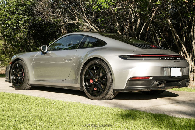 Used 2025 Porsche 911 Carrera S RWD image 6
