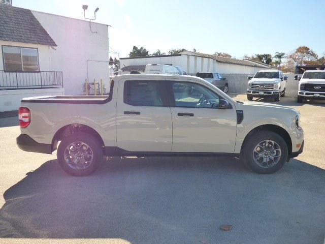 New 2025 Ford Maverick XLT w/ XLT Luxury Package AWD/4WD image 2