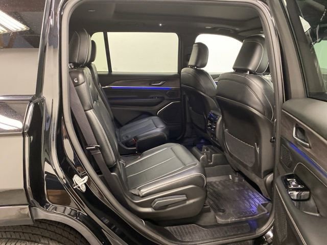 Used 2023 Jeep Grand Cherokee L Overland AWD/4WD image 28