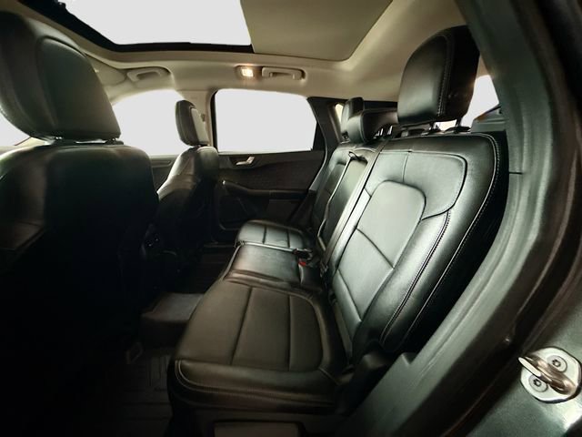 Used 2020 Ford Escape Titanium image 27