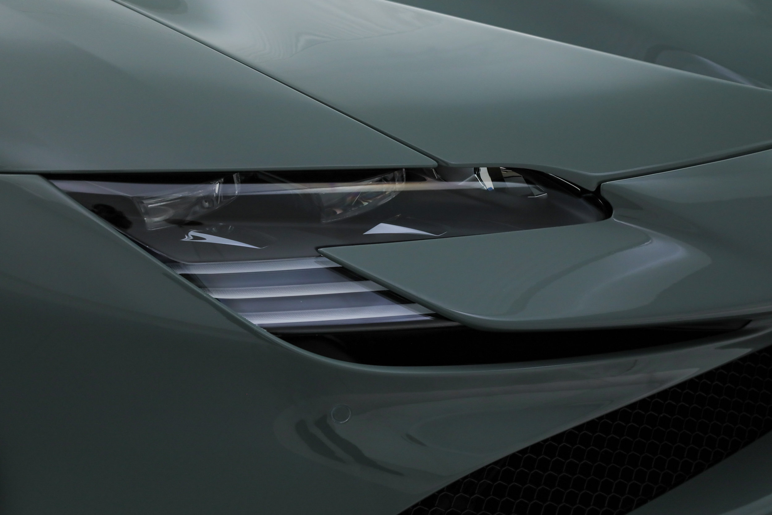 Certified 2025 Ferrari SF90 Spider AWD/4WD image 29