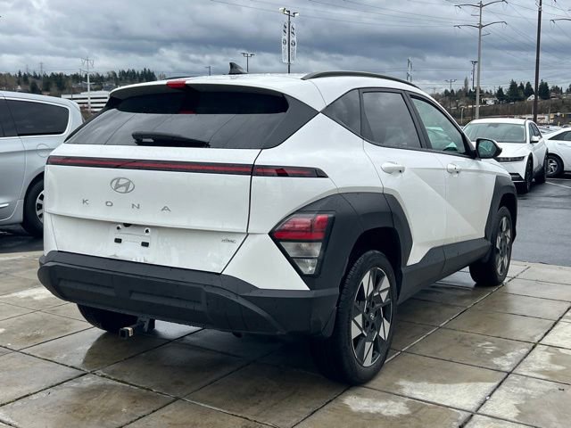 Certified 2025 Hyundai Kona SEL image 9