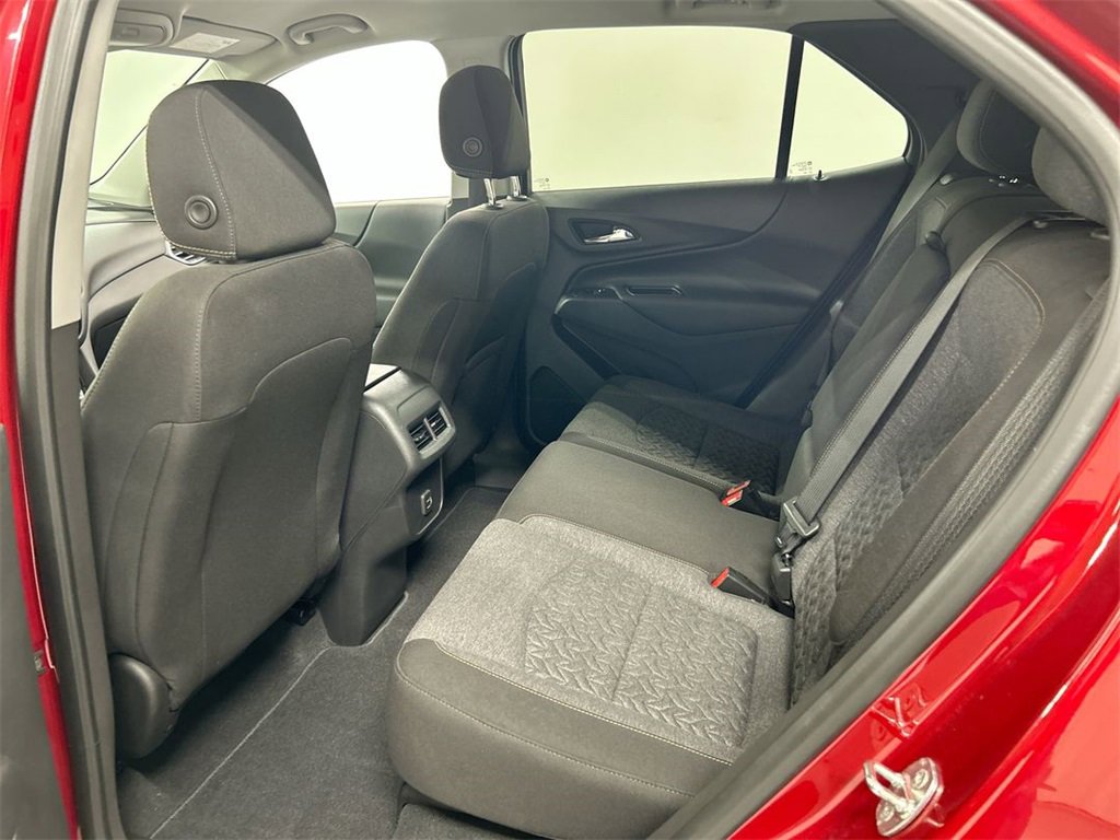 Used 2023 Chevrolet Equinox LT image 19