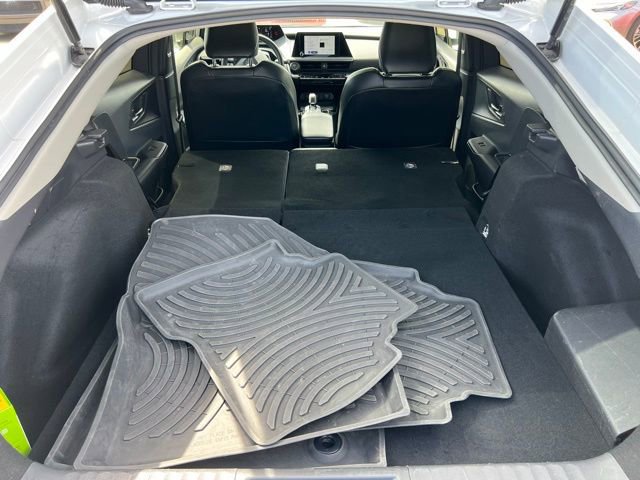 Used 2023 Toyota Prius XLE image 38