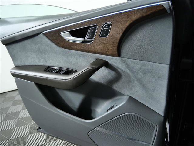 Certified 2024 Audi Q8 Prestige image 25