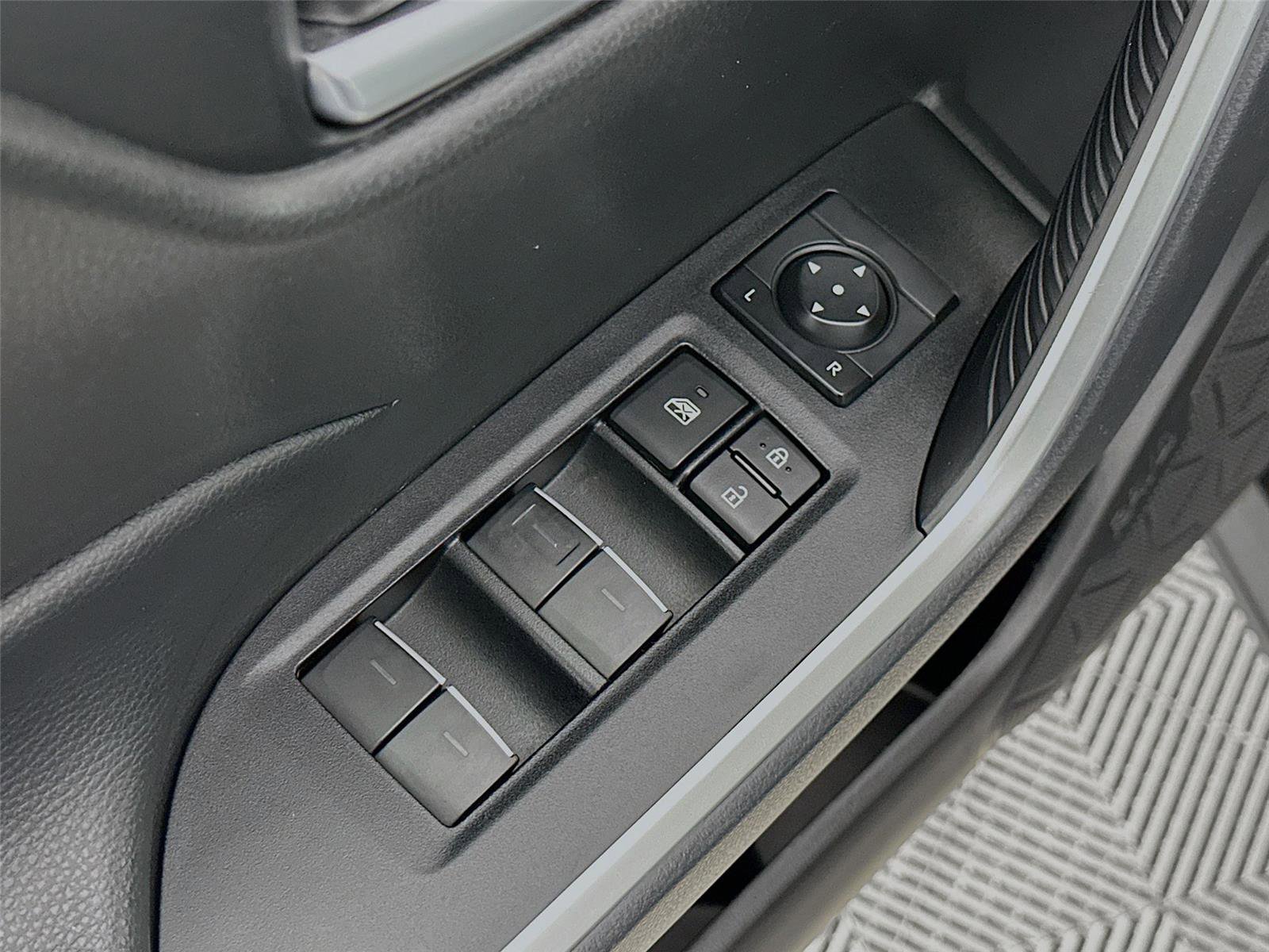 Certified 2025 Toyota RAV4 XLE image 18