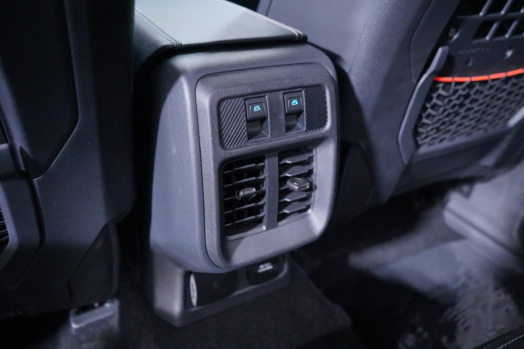Used 2025 Ford Bronco Raptor AWD/4WD image 25