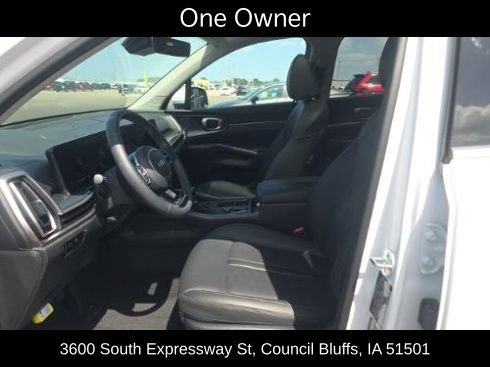 Used 2025 Kia Sorento EX w/ Panoramic Sunroof Package AWD/4WD image 5