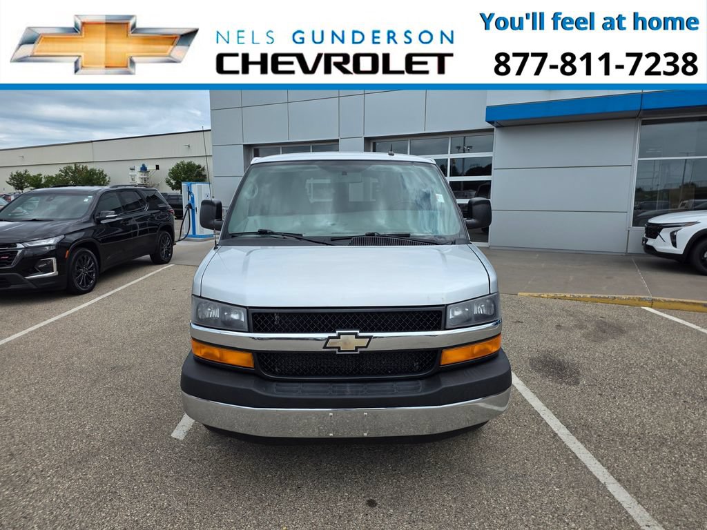 Used 2014 Chevrolet Express 1500 LT w/ LT Preferred Equipment Group AWD/4WD image 2