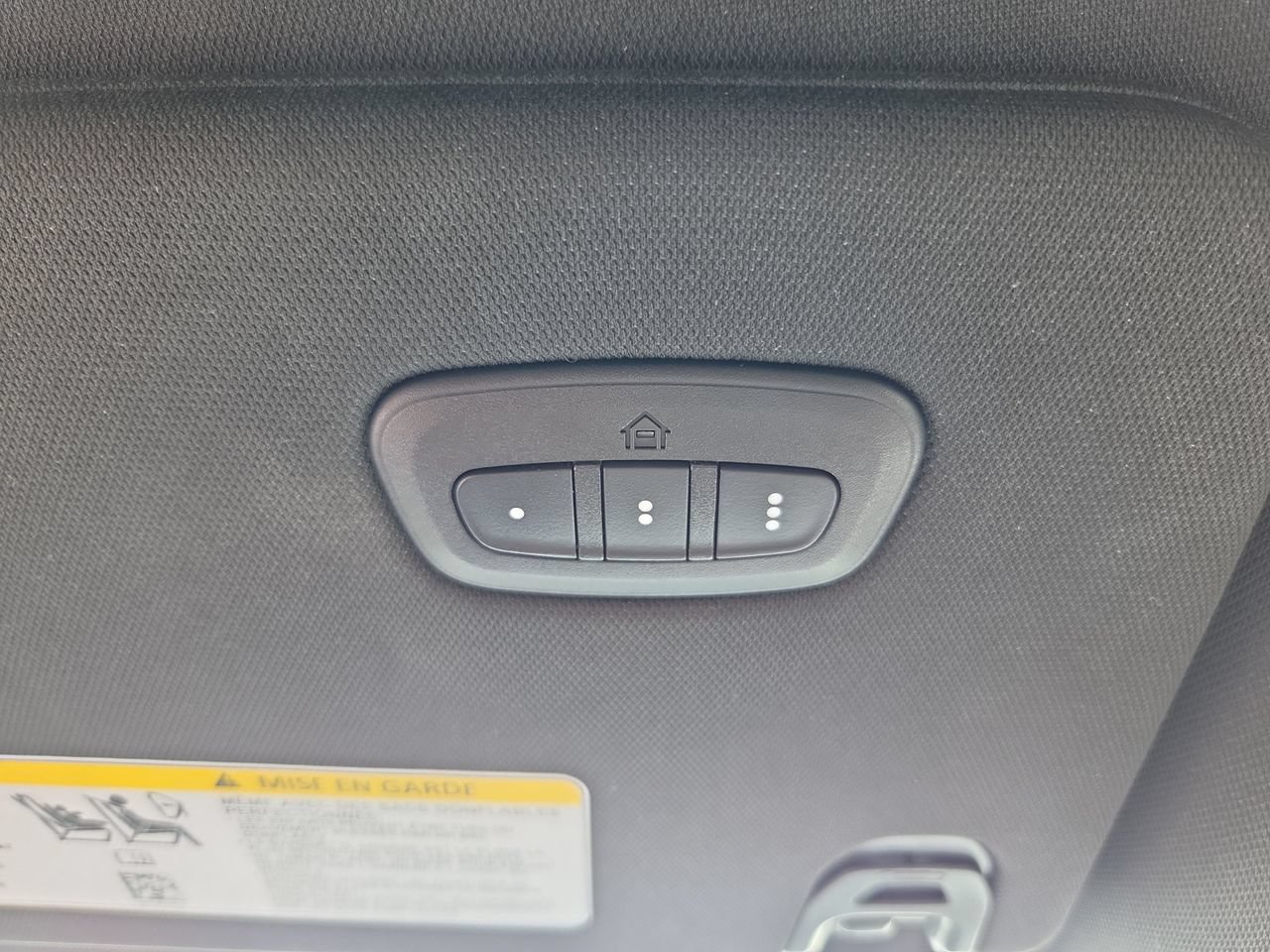 Used 2025 Jeep Wagoneer 4WD image 25