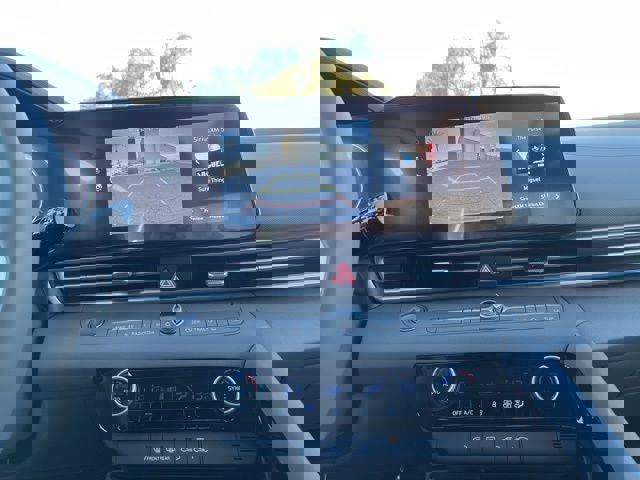 New 2026 Hyundai Elantra Sport image 9