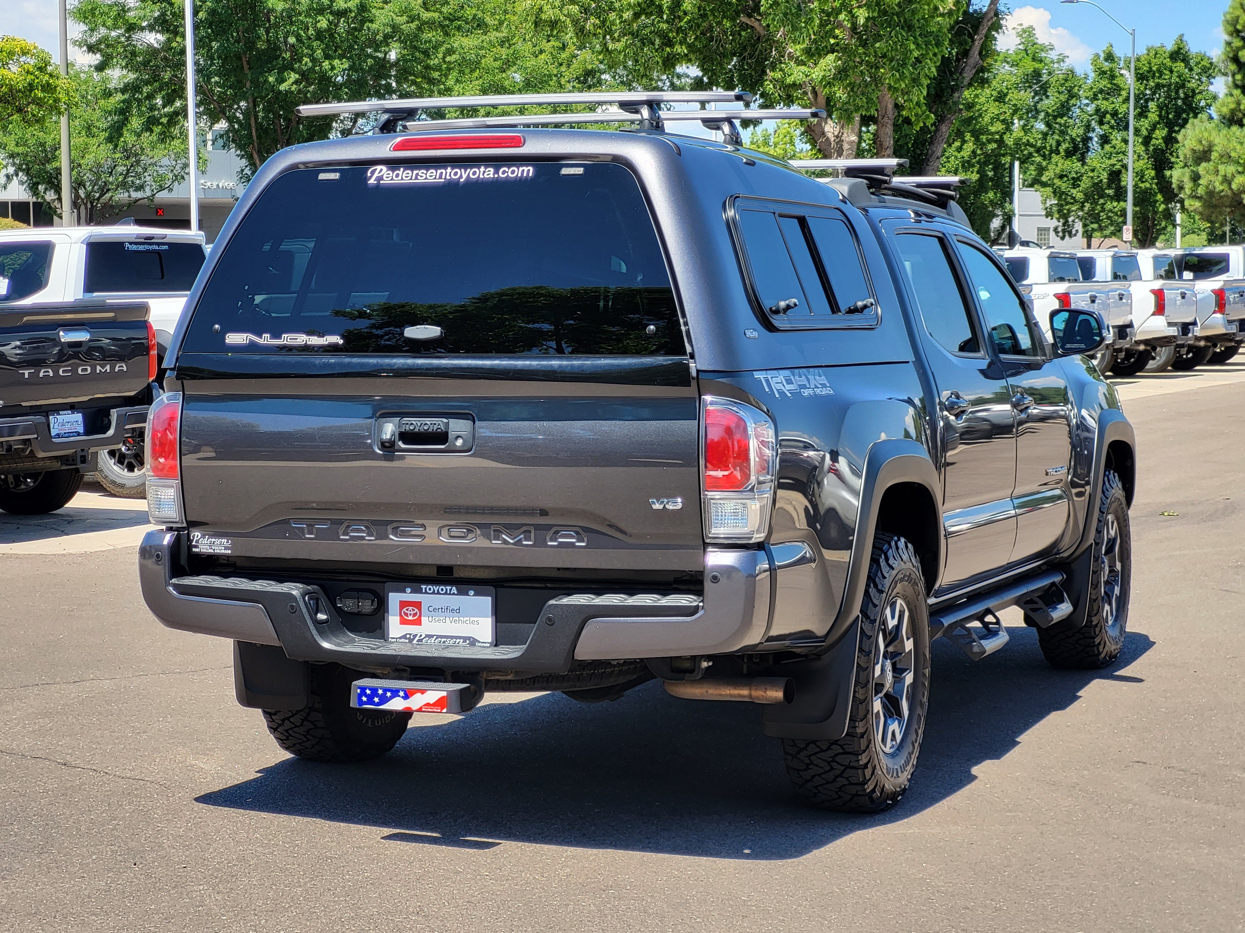 Certified 2020 Toyota Tacoma TRD Off-Road w/ TRD Premium Off Road Package AWD/4WD image 3