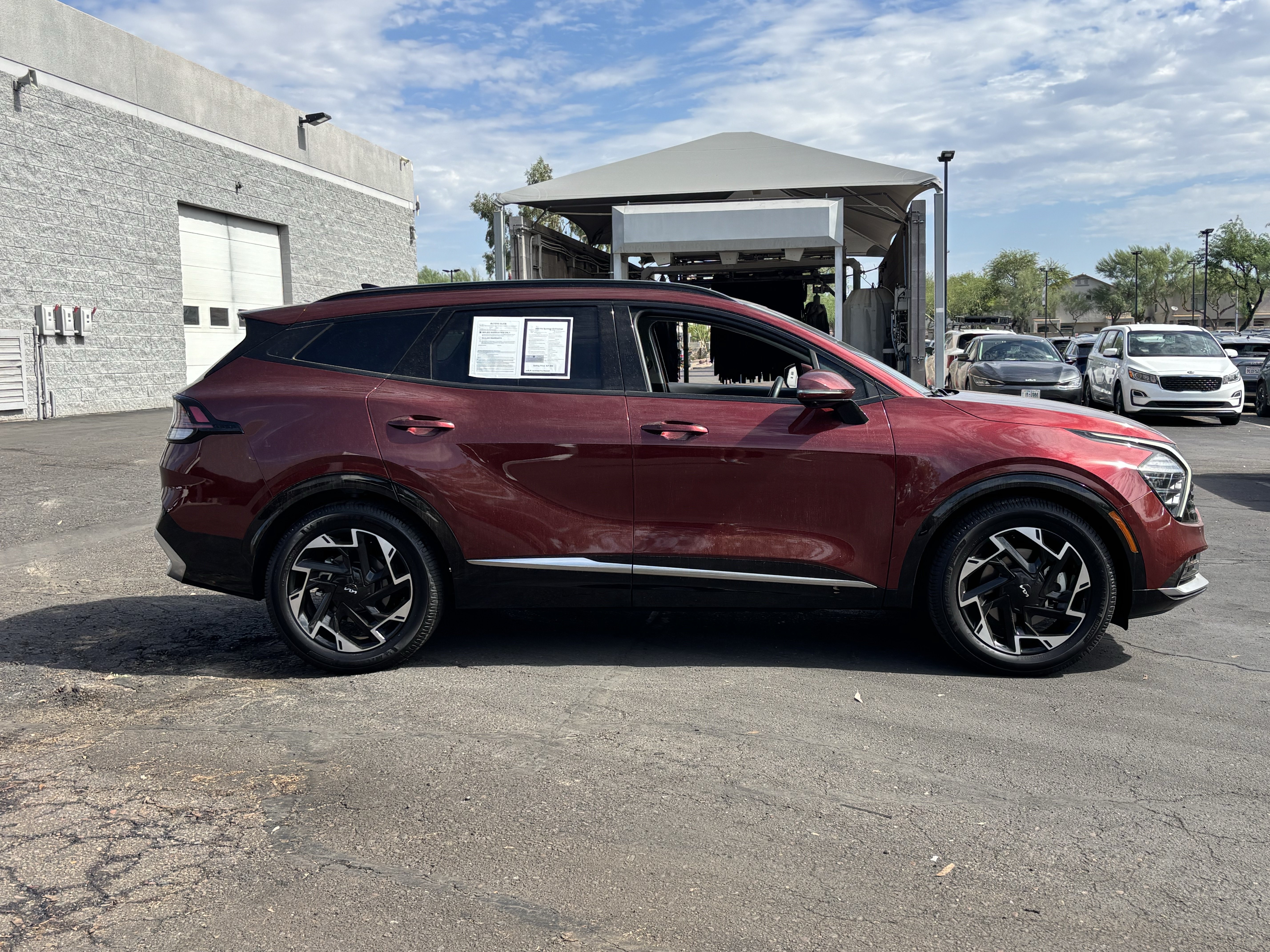 Certified 2024 Kia Sportage SX FWD image 2