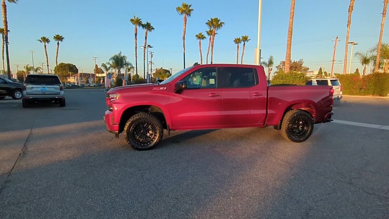 Used 2022 Chevrolet Silverado 1500 RST w/ Z71 Off-Road Package AWD/4WD image 4
