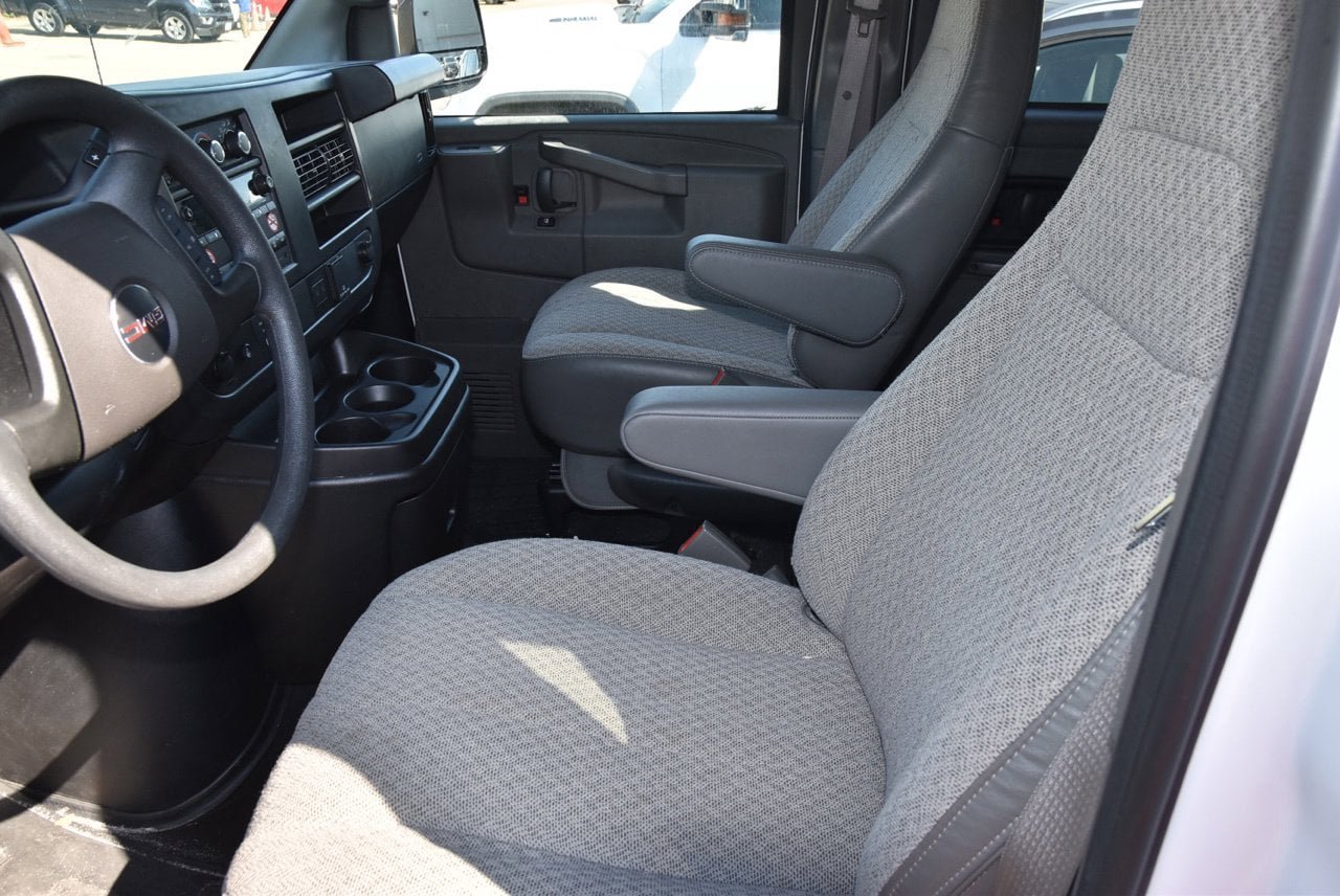 Used 2026 GMC Savana 3500 LT w/ LT Preferred Equipment Group RWD image 10
