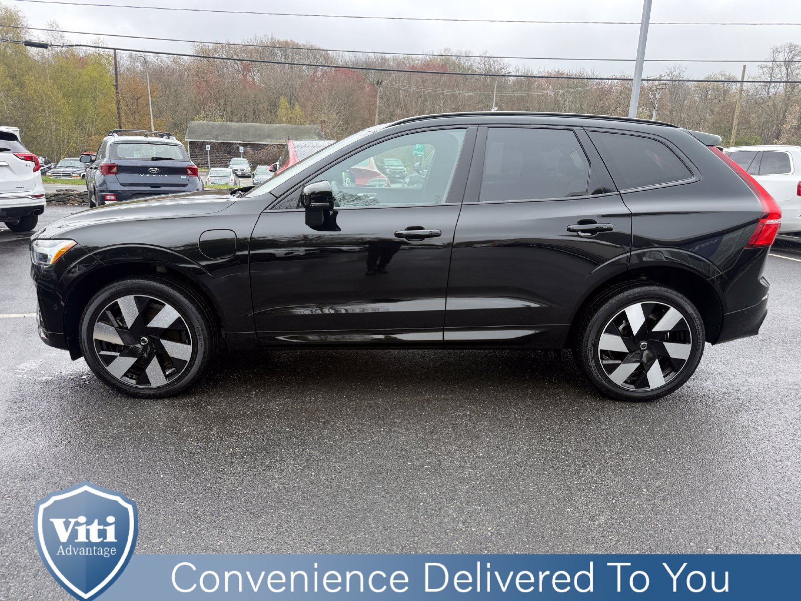 Certified 2024 Volvo XC60 T8 Ultimate AWD/4WD image 5