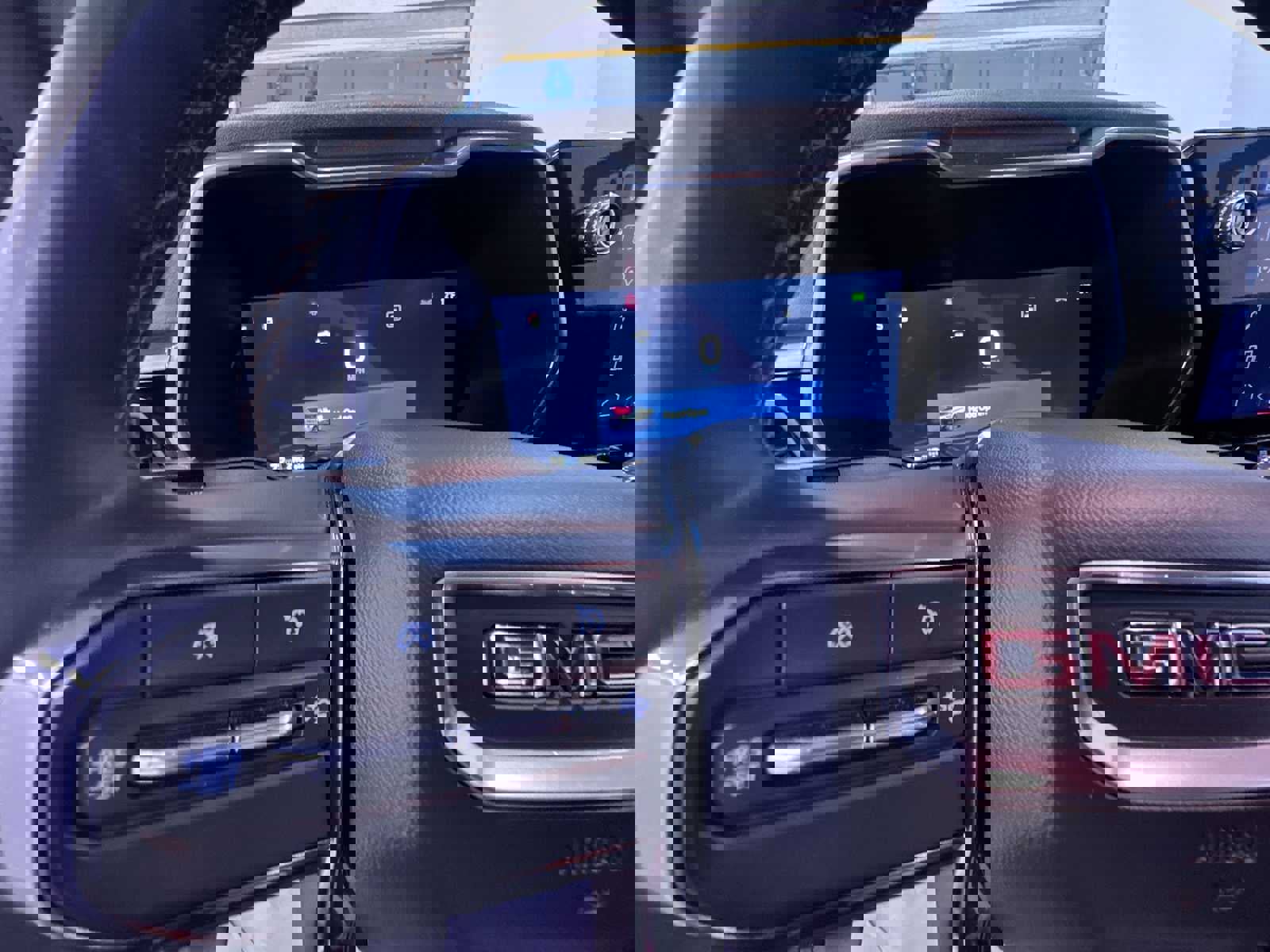 Used 2024 GMC Canyon AT4 w/ AT4 Premium Package image 19