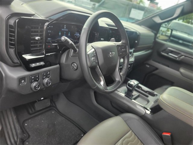 Used 2023 Chevrolet Silverado 1500 ZR2 w/ Technology Package image 17