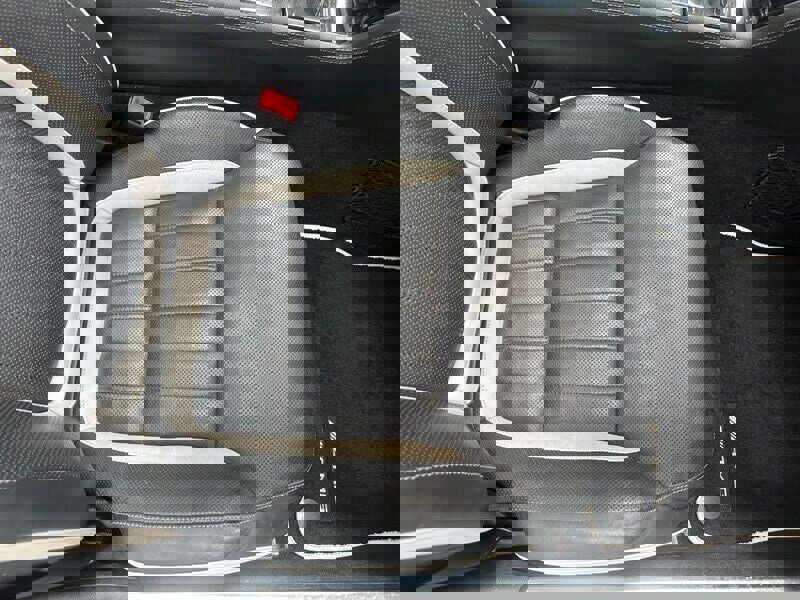 Used 2015 Mercedes-Benz SL 550 w/ White Arrow Edition image 20