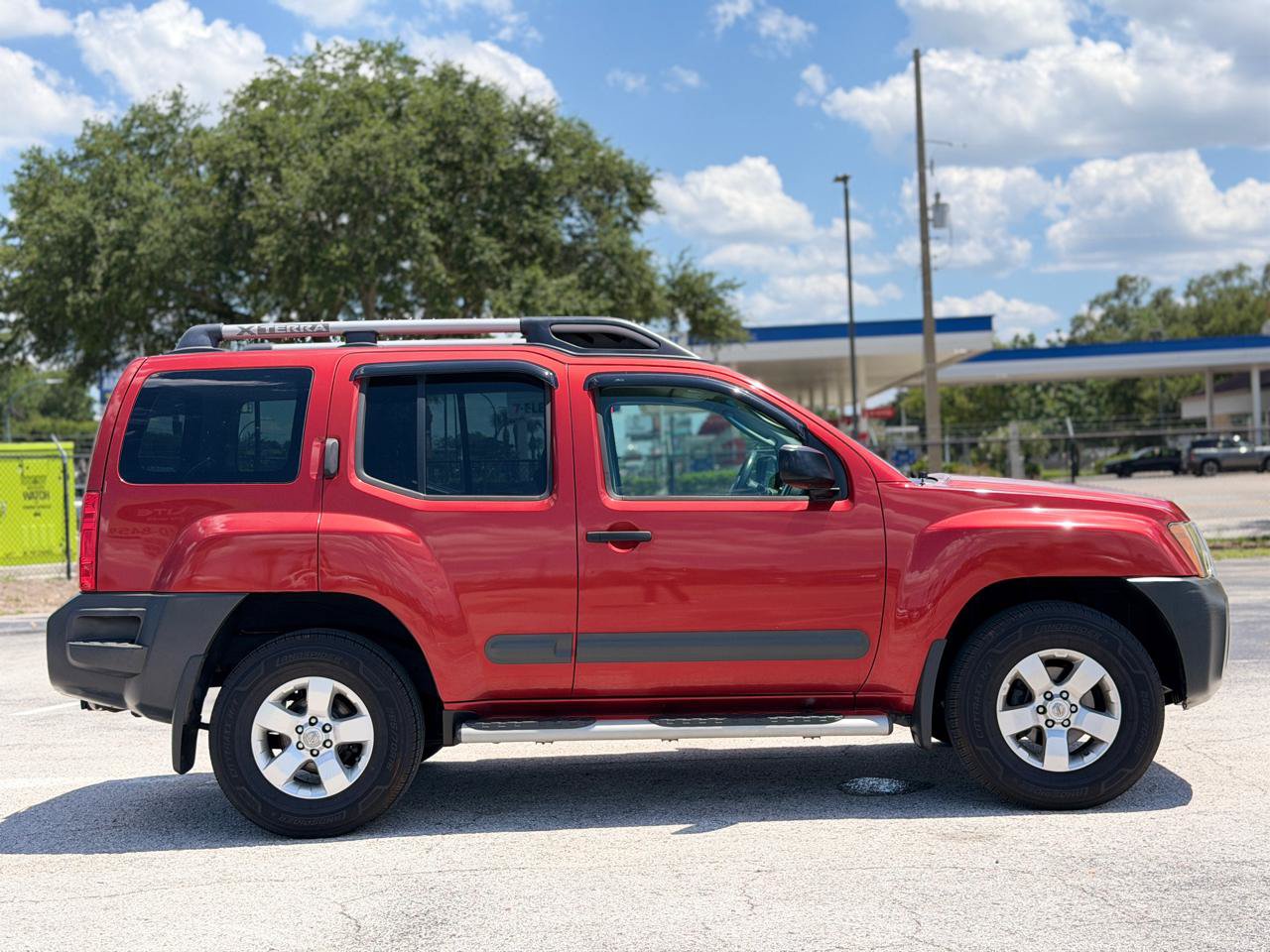 Used 2012 Nissan Xterra S AWD/4WD image 6