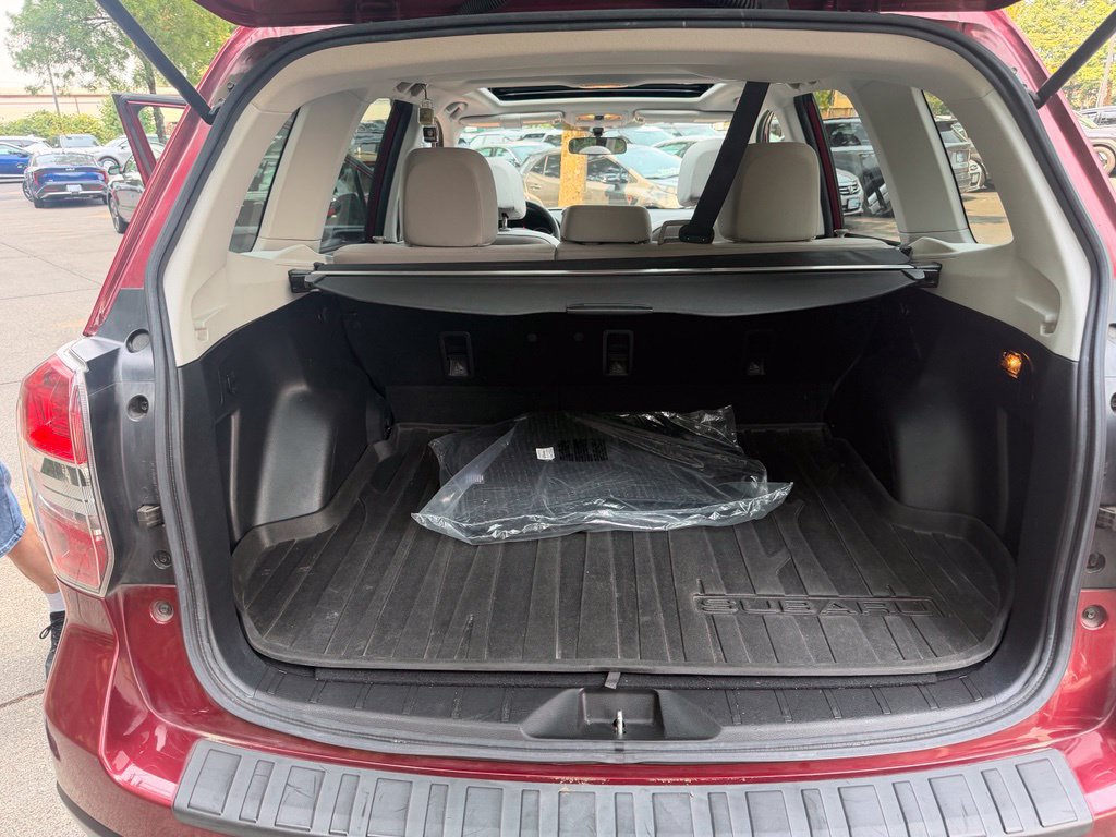 Used 2016 Subaru Forester 2.5i Premium w/ All-Weather Package AWD/4WD image 13