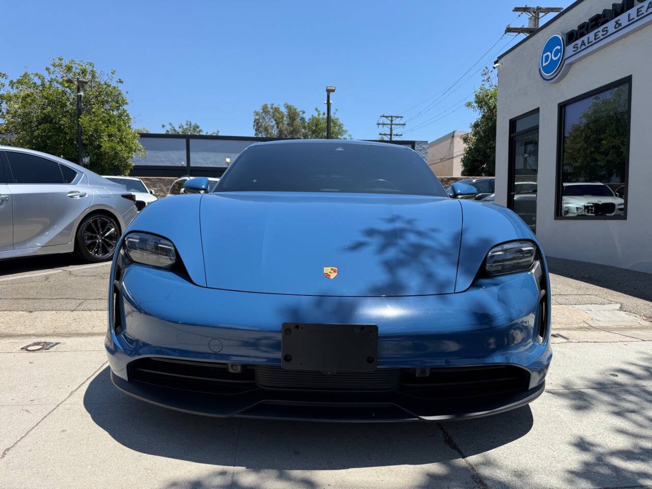 Used 2022 Porsche Taycan RWD image 4